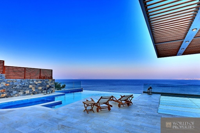 web_3.pool 4.jpg